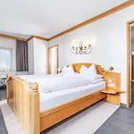Edenlehen Szálloda 4*