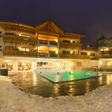 埃登勒汗酒店 酒店