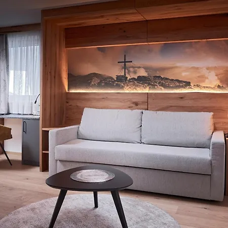 Edenlehen Otel Mayrhofen