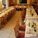 埃登勒汗酒店 4*